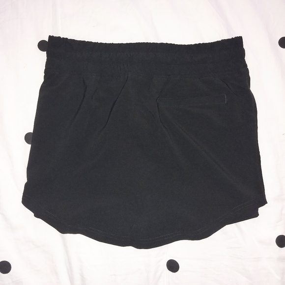 Black sport skirt with shorts NWOT - Picture 2 of 5